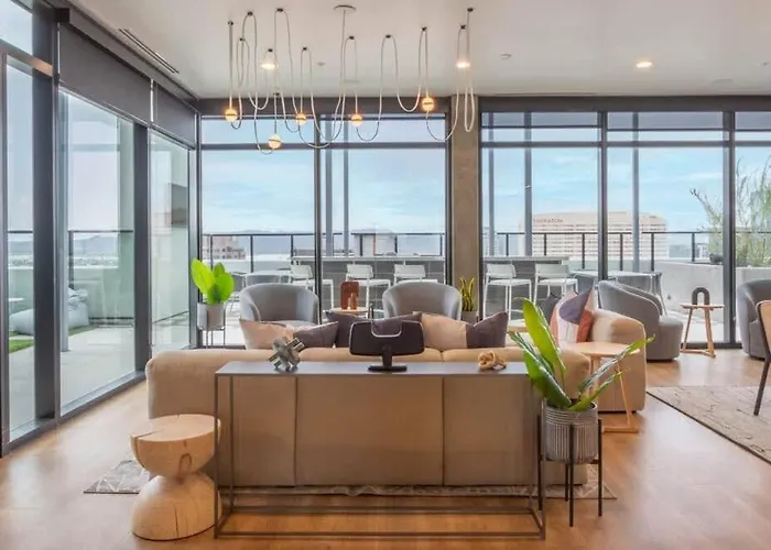 Boulevard Modern Highrise Stu Sky Pool Parking Gym 03 Apartment Phoenix